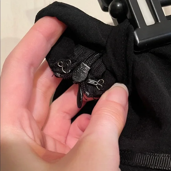 Elegant Black Skirt - Picture 6 of 6